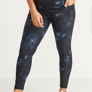 Old Navy 7/8 Legging Full Panel PowerSoft Legging - M (Maternity)